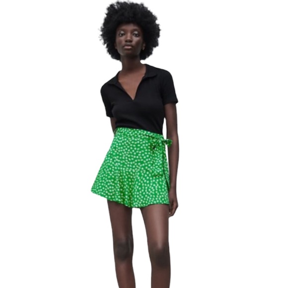 Zara Pants - ZARA floral skort